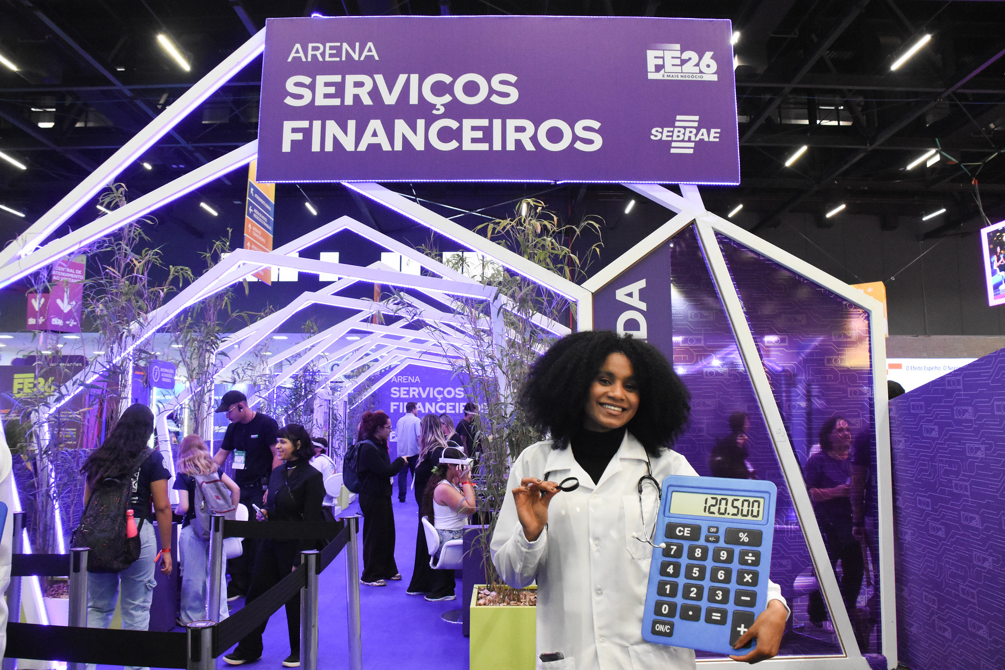 Arena Serviços Financeiros promove palestras, atendimento e experiências imersivas na FE26 Interessados no tema receberão informações sobre crédito e podem participar de dinâmicas para apoiar decisões mais seguras envolvendo o negócio