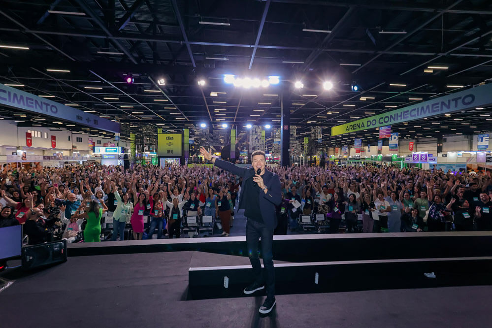 Marca forte, conhecimento do cliente e preparação dão o tom das palestras desta sexta na Feira do Empreendedor Rodrigo Faro, Caito Maia, Diego Ribas e João Branco compartilharam suas experiências e conhecimentos com o público. Hoje, FE25 tem simulação do reality show Shark Tank