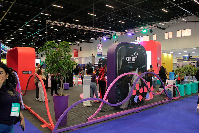 Feira do Empreendedor 2025 dá visibilidade para negócios no segmento de economia criativa Espaço Crie Sebrae tem programação com exibição de obras audiovisuais, desfiles de moda autoral e apresentação de games, além de painéis